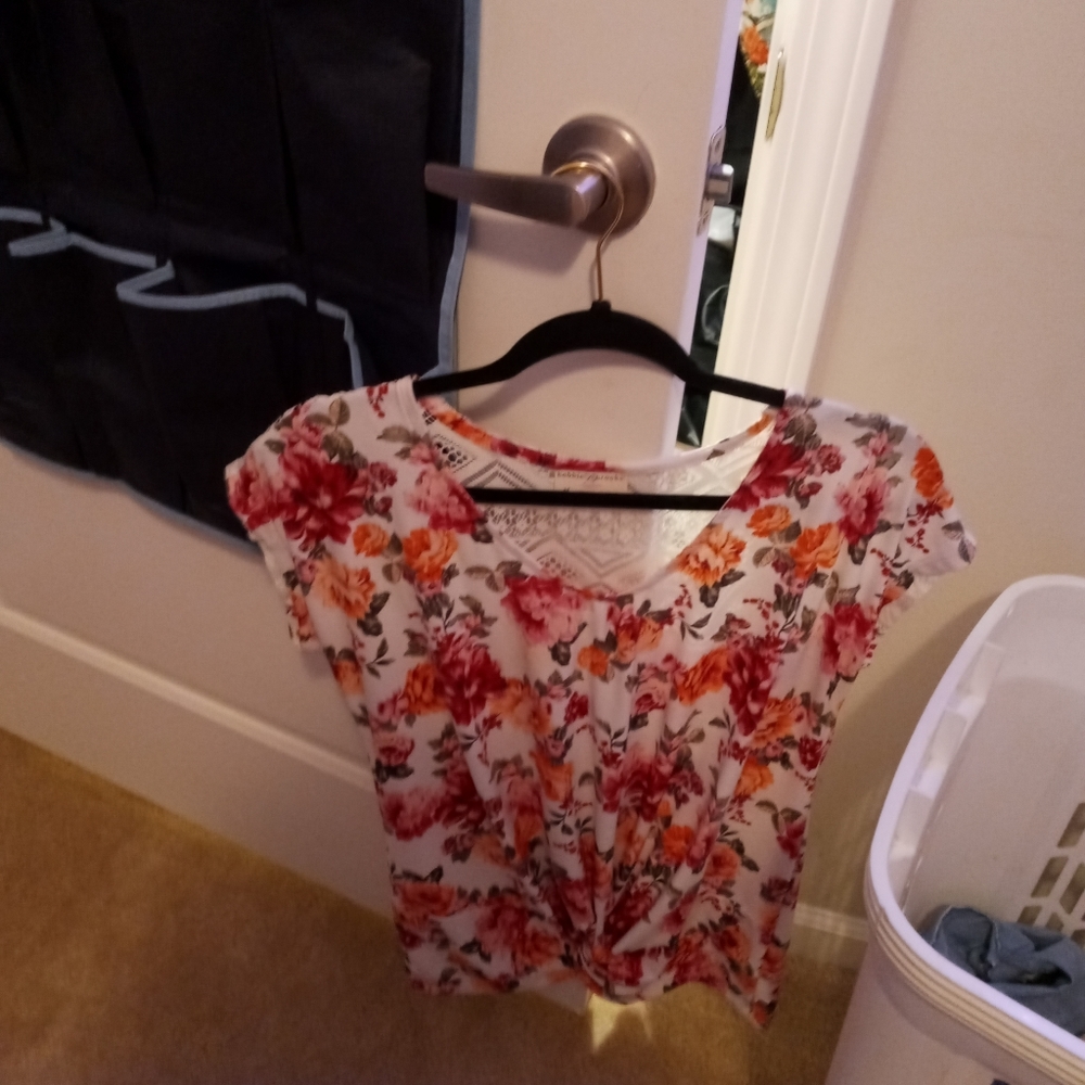 Bobbie brooks flowered shirt